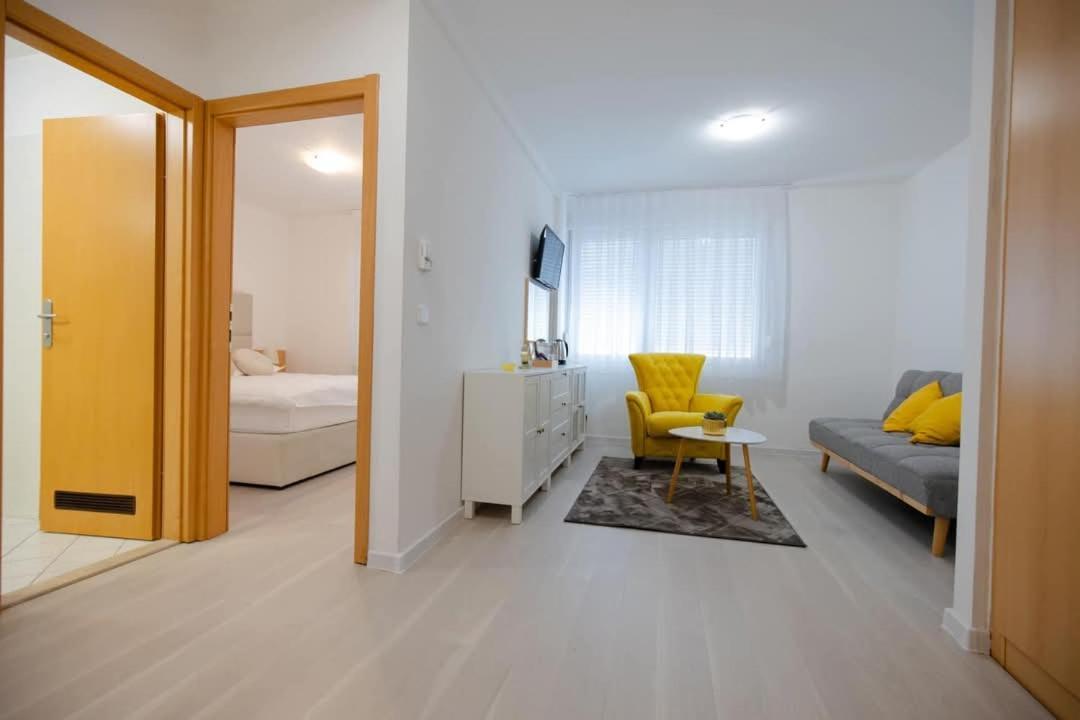 Hotel Panonija Σίσακ Εξωτερικό φωτογραφία